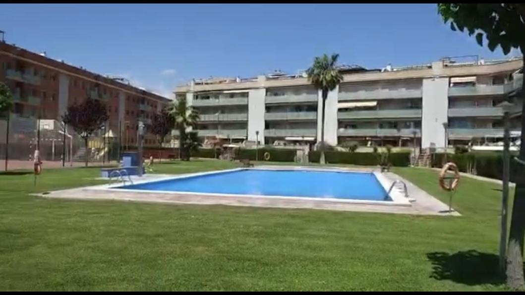 Riu - Apartamento En Primera Linea De Mar Con Piscina Кубельес Экстерьер фото