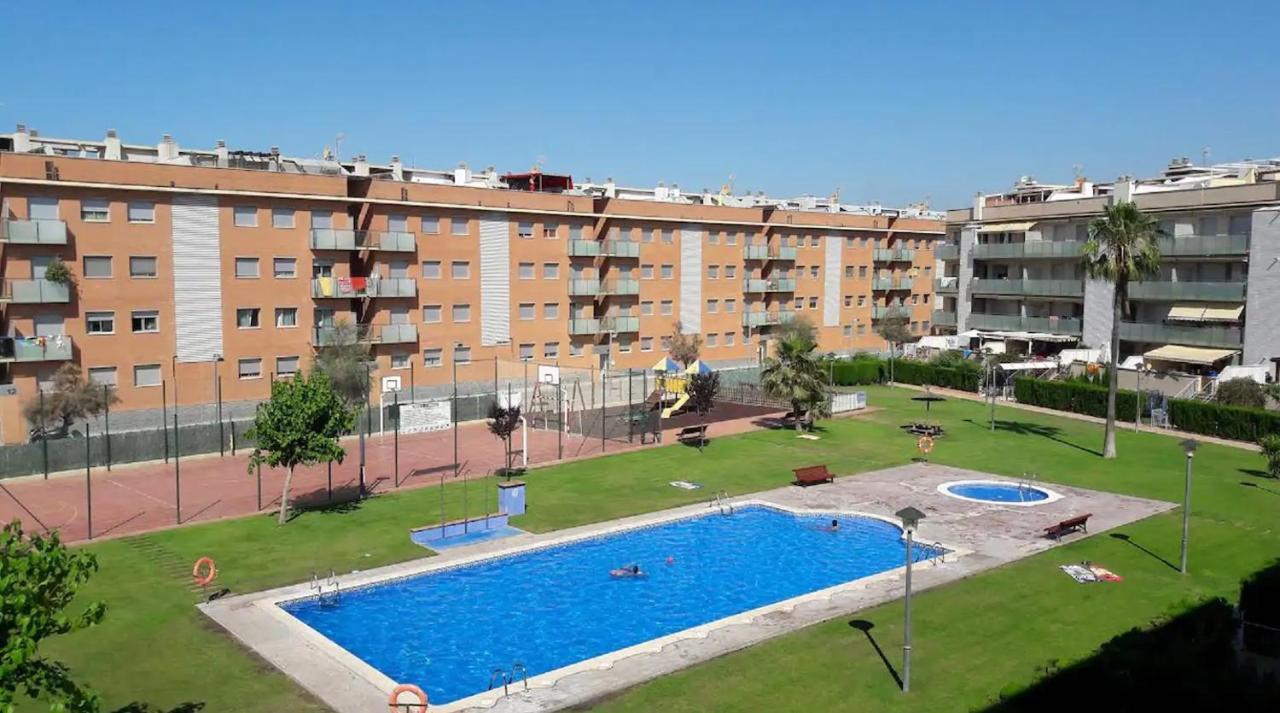 Riu - Apartamento En Primera Linea De Mar Con Piscina Кубельес Экстерьер фото